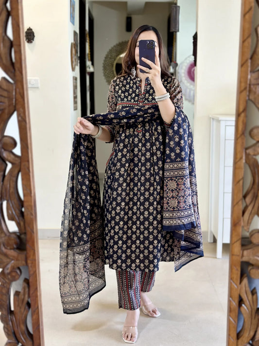 Blue Pure Cotton Kurta and Pant With Dupatta