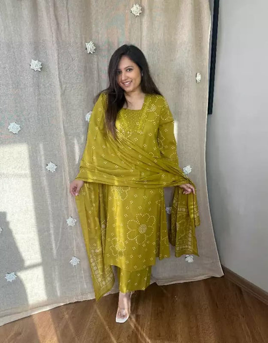 Women Pure Cotton Kurta and Pant With Dupatta